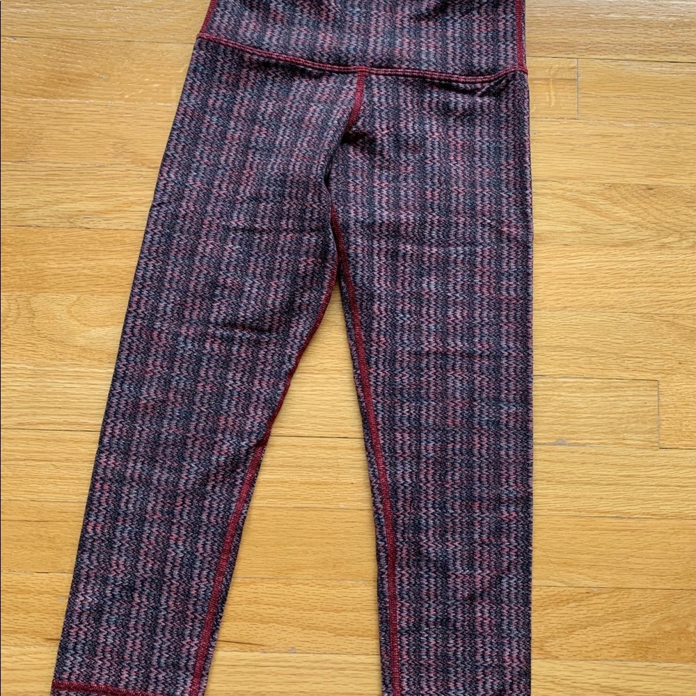 Lululemon yoga crop